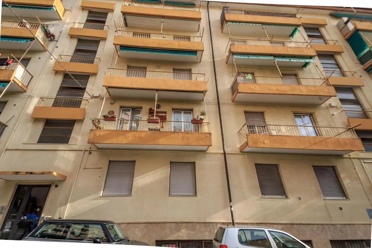 Apartment Appartamento Finemente Ristrutturato Varazze Italy