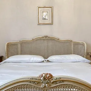 Grande Vista Mare Apartment